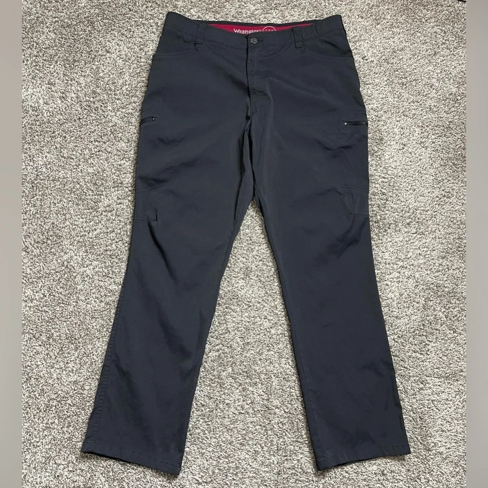 Wrangler Outdoor Series All-Terrain Black Nylon Utility Cargo Pants 36x30